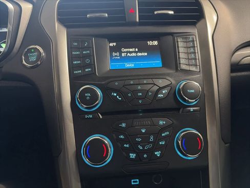 Used 2018 Ford Fusion S image 28