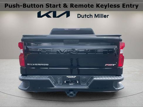 Used 2022 Chevrolet Silverado 1500 RST AWD/4WD image 3