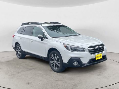 Used 2019 Subaru Outback 2.5i Limited AWD/4WD image 7