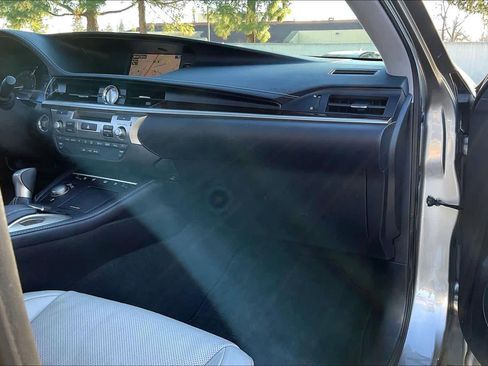 Used 2016 Lexus ES 350 image 18