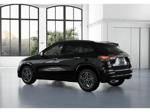 New 2026 Mercedes-Benz GLA 250 4MATIC image 30