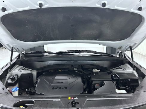 Used 2022 Kia Telluride SX w/ SX Prestige Package image 25