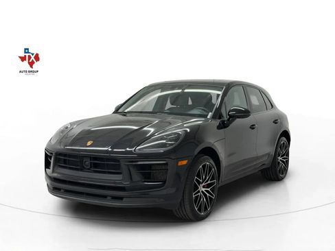 Used 2022 Porsche Macan S AWD/4WD image 55