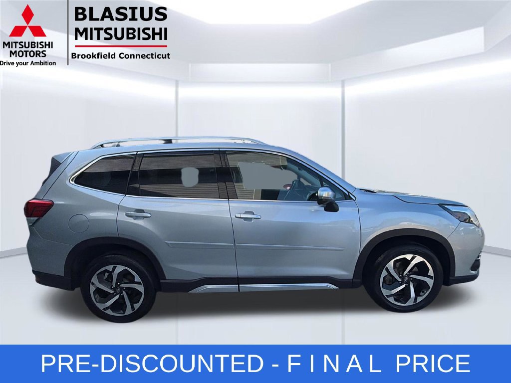 Used 2023 Subaru Forester Touring AWD/4WD image 7
