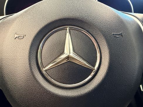 Used 2016 Mercedes-Benz C 300 Luxury image 32