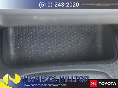 Used 2023 Toyota Corolla LE FWD image 21