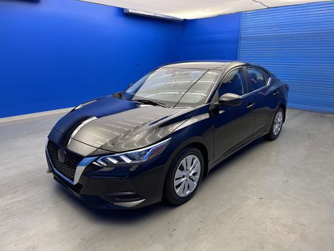 Used 2022 Nissan Sentra S image 4