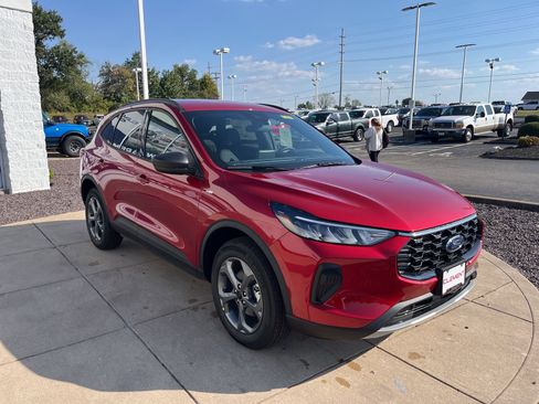 New 2026 Ford Escape ST-Line image 3