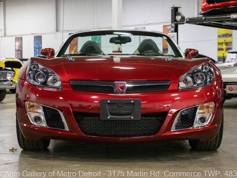 Used 2009 Saturn Sky Red Line image 13