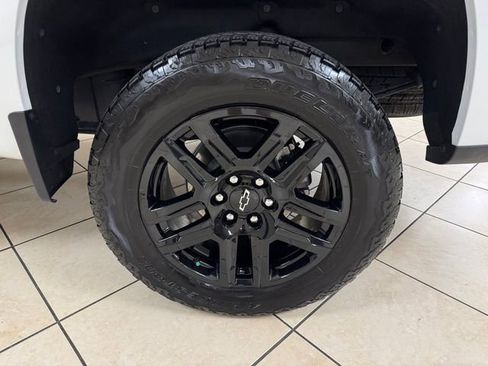 Used 2025 Chevrolet Silverado 1500 LT Trail Boss w/ Protection Package AWD/4WD image 23