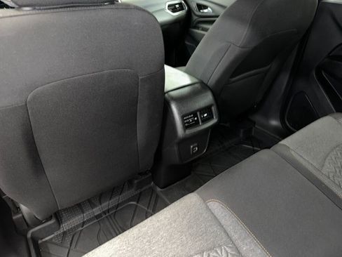 Used 2022 Chevrolet Equinox LT image 19