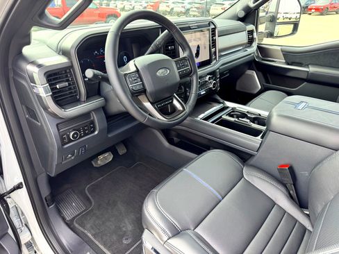 Used 2026 Ford F250 Platinum image 11