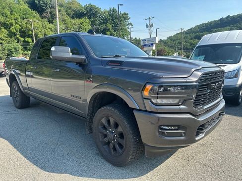 Used 2022 RAM 3500 Limited AWD/4WD image 1
