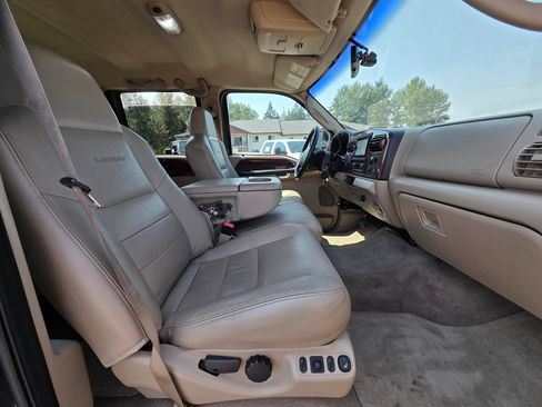 Used 2007 Ford F350 Lariat AWD/4WD image 25