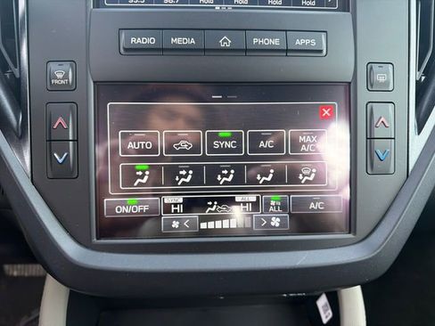 New 2026 Subaru Forester Base image 25