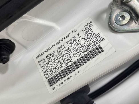 Used 2019 Acura TLX w/A-Spec Pkg image 11