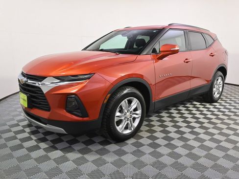 Used 2021 Chevrolet Blazer LT AWD/4WD image 2