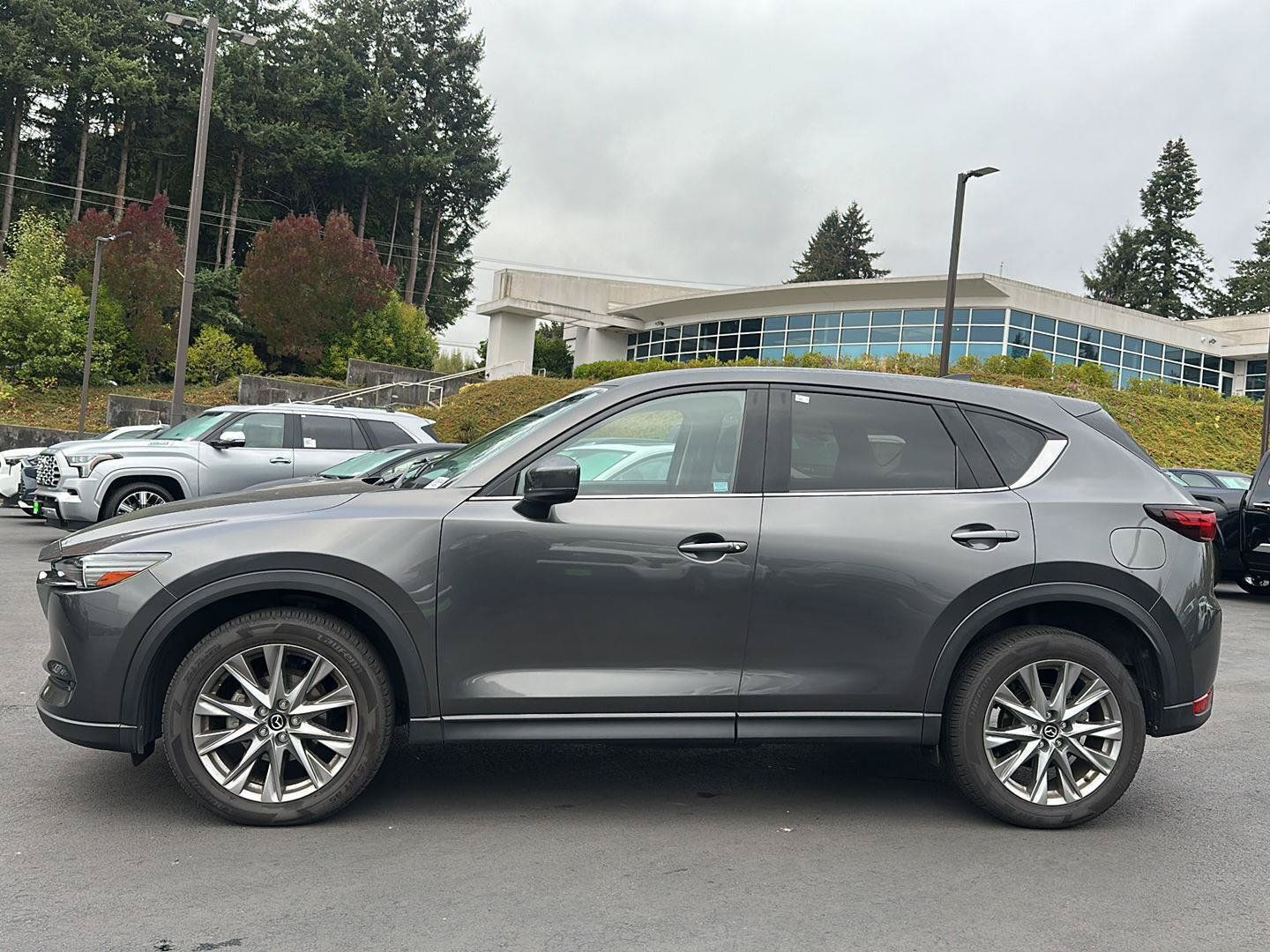 Used 2021 MAZDA CX-5 Grand Touring w/ GT Premium Package AWD/4WD image 2