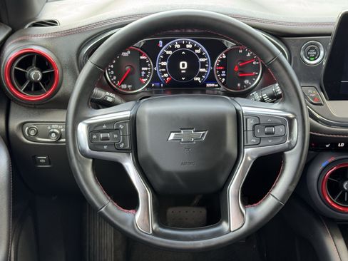 Used 2025 Chevrolet Blazer RS FWD image 12