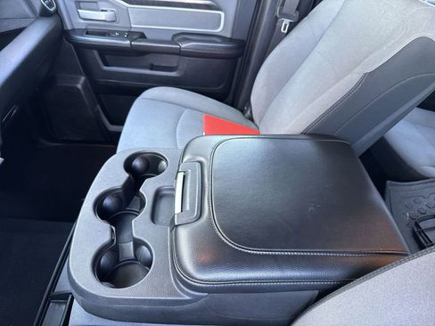 Used 2021 RAM 2500 Big Horn image 25