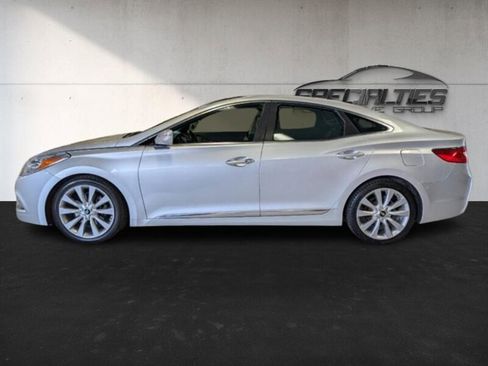Used 2012 Hyundai Azera w/ Technology Pkg image 7