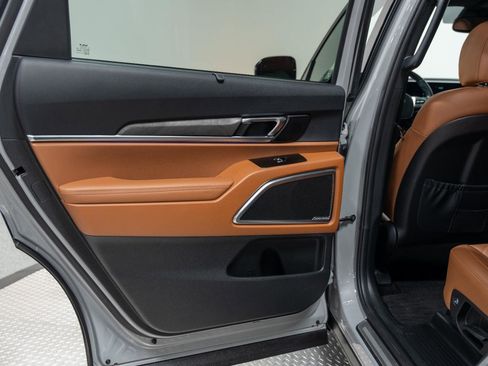 Used 2024 Kia Telluride SX X-Line image 22