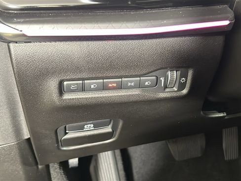 Used 2025 Jeep Wagoneer S Limited AWD/4WD image 22