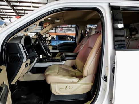 Used 2020 Ford F350 Lariat w/ Lariat Value Package AWD/4WD image 6