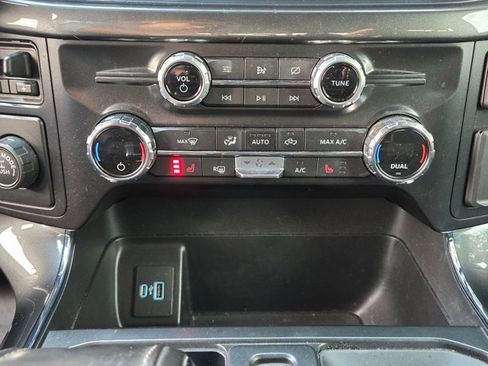 Used 2021 Ford F150 XLT w/ Equipment Group 302A High image 17