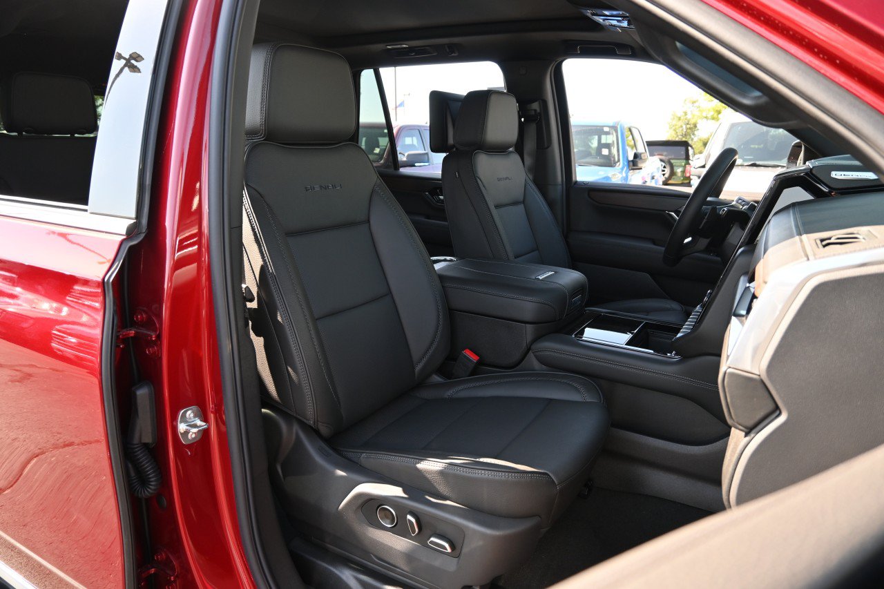 New 2026 GMC Yukon Denali AWD/4WD image 53