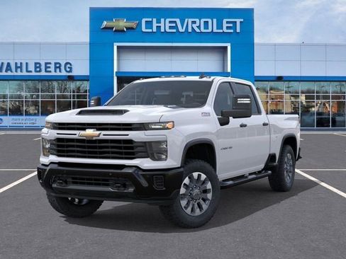 New 2026 Chevrolet Silverado 2500 Custom w/ Custom Value Package image 6
