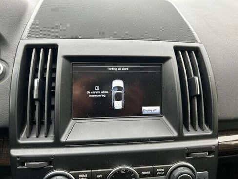 Used 2013 Land Rover LR2 HSE image 42