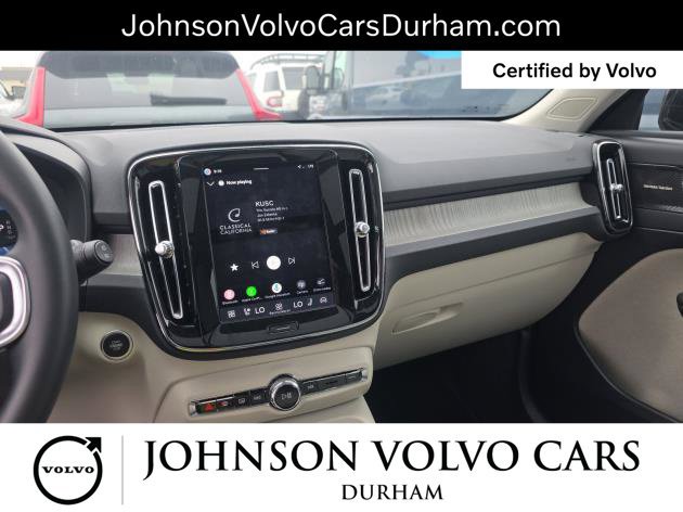 Used 2026 Volvo XC40 B5 Plus AWD/4WD image 6