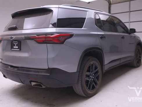 Used 2023 Chevrolet Traverse Premier w/ Redline Edition image 4