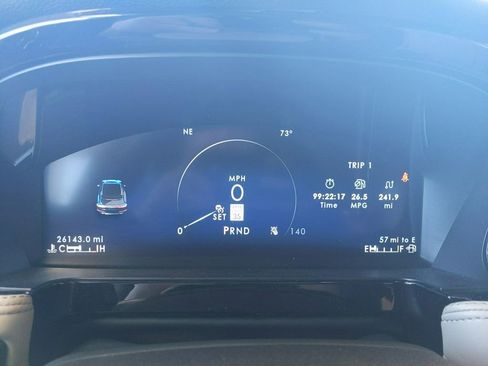 Used 2025 Lincoln Corsair AWD w/ Equipment Group 101A image 24