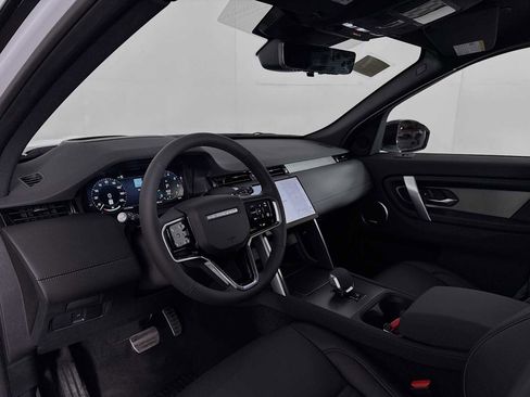 New 2026 Land Rover Discovery Sport Landmark image 9