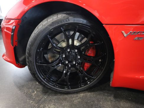 Used 2015 Dodge Viper SRT w/ Quick Order Package 22J GT image 14