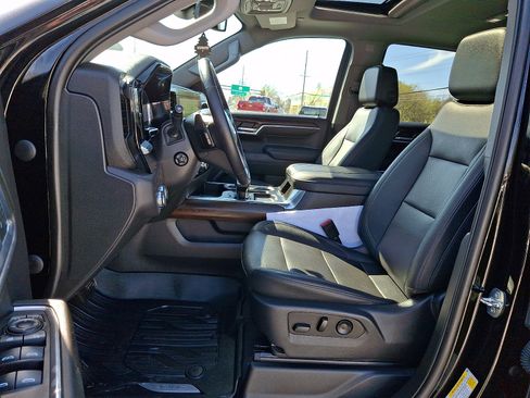 Used 2023 GMC Sierra 1500 SLT w/ SLT Premium Package image 14