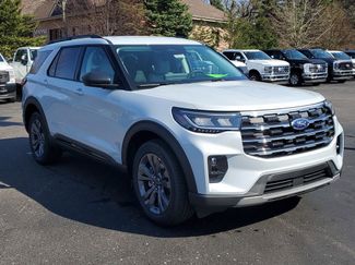 New 2026 Ford Explorer Active video 3