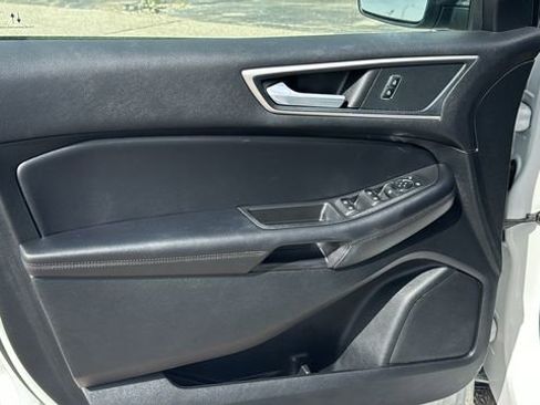 Certified 2023 Ford Edge SEL w/ Convenience Package image 9