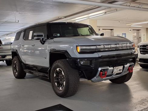 Used 2024 GMC Hummer EV 2X w/ Extreme Off-Road Package AWD/4WD image 27