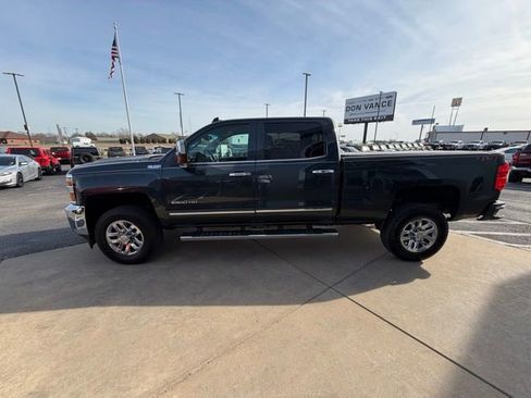 Used 2019 Chevrolet Silverado 2500 LTZ w/ Duramax Plus Package image 3