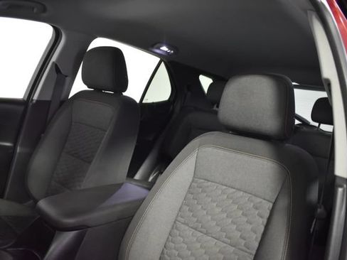 Used 2018 Chevrolet Equinox LT AWD/4WD image 10
