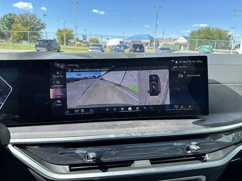 Certified 2025 BMW X5 xDrive50e w/ Climate Comfort Package image 30