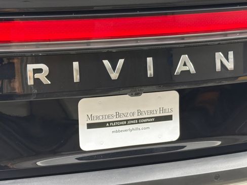 Used 2025 Rivian R1S Adventure AWD/4WD image 26