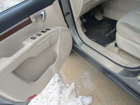 Used 2009 Hyundai Santa Fe GLS image 21