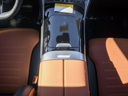 New 2026 Mercedes-Benz GLC 43 AMG 4MATIC Coupe image 32