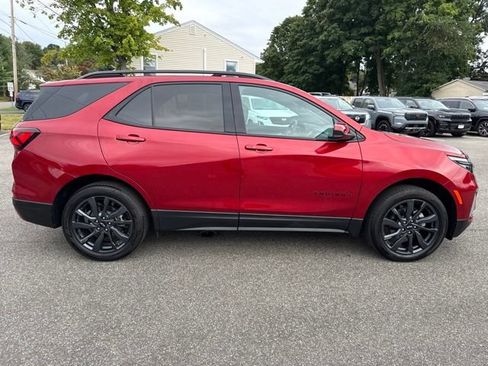 Used 2024 Chevrolet Equinox RS AWD/4WD image 5