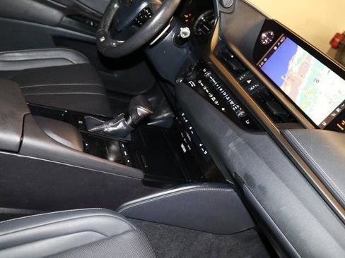 Used 2020 Lexus ES 350 F Sport w/ Accessory Package 2 FWD image 57