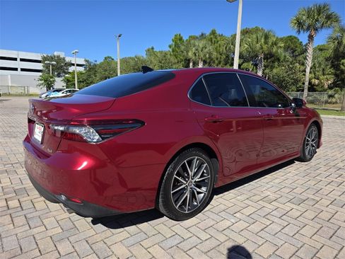 Certified 2021 Toyota Camry XLE w/ Navigation Package image 11